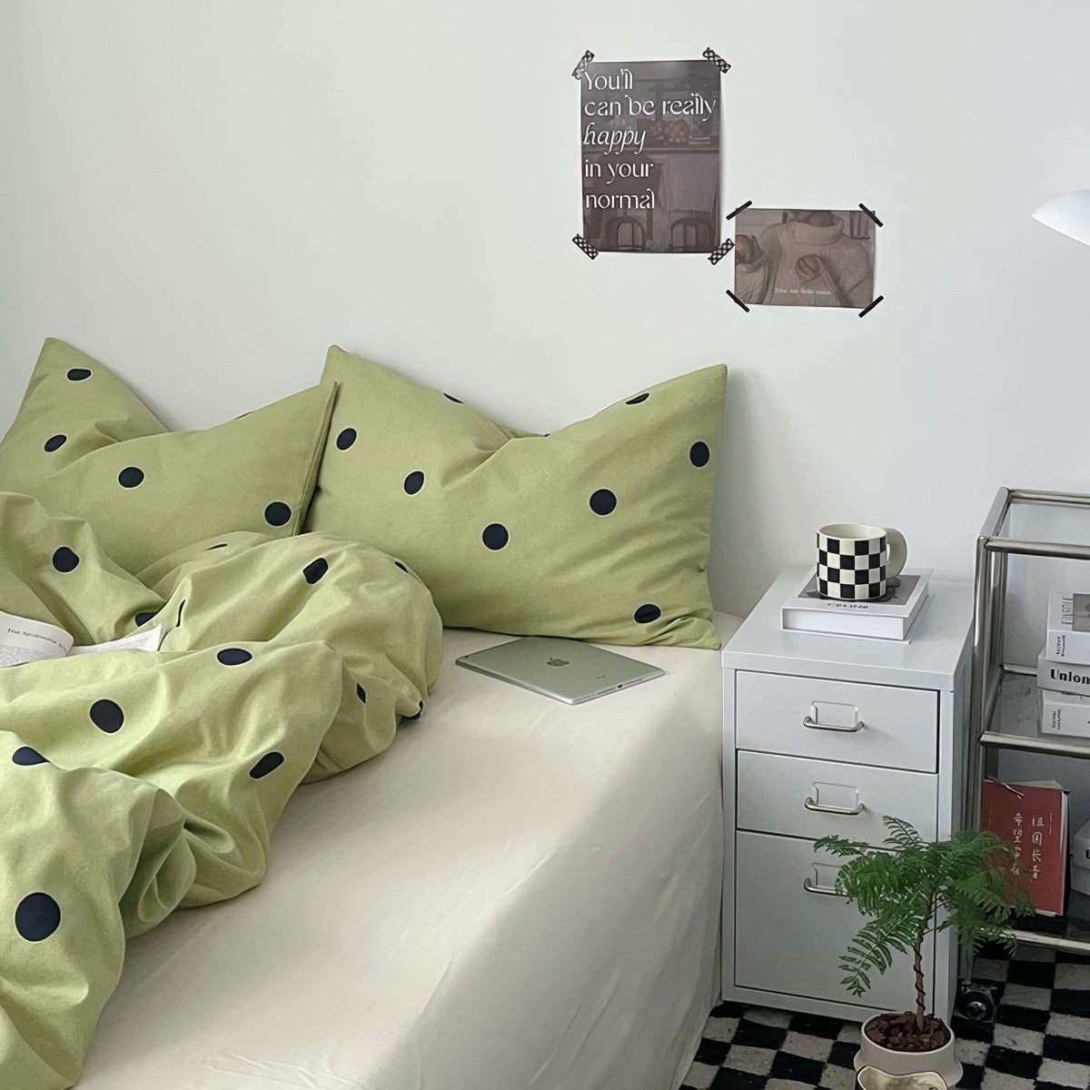Polka dot bedding scene 3
